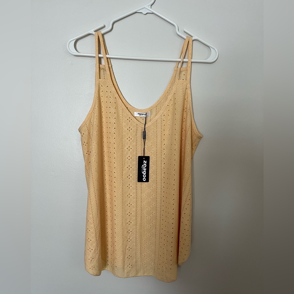 NWT Zeagoo Women's Butter Yellow Eyelet Tank Top